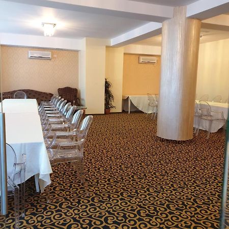 Hotel Magic - City Center Πιτέστι Εξωτερικό φωτογραφία