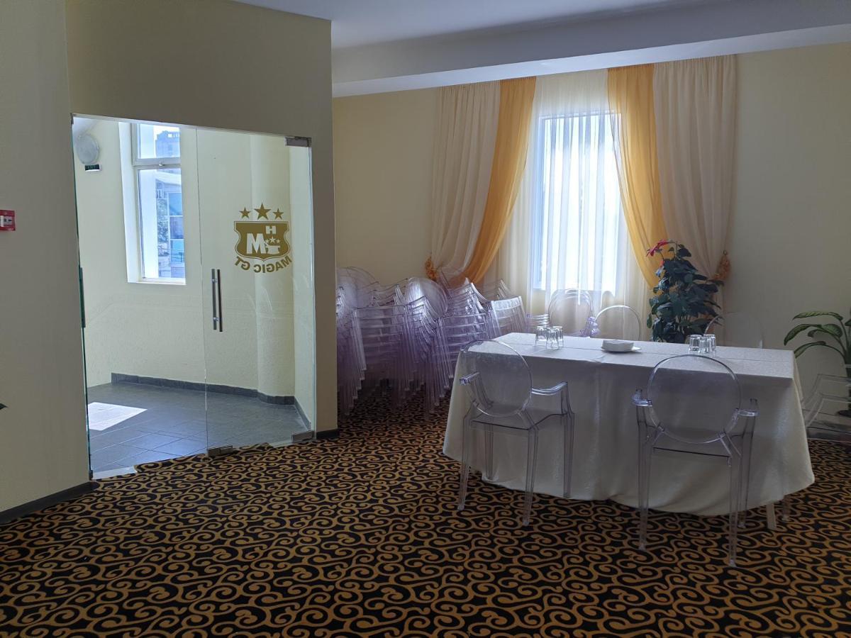 Hotel Magic - City Center Πιτέστι Εξωτερικό φωτογραφία